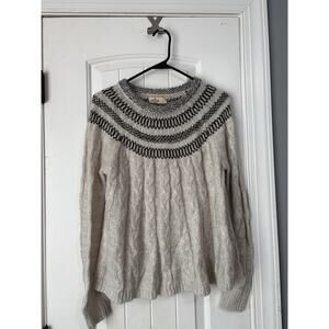 Hollister Sweater S Womens White Silver Long Sleeve Crew Neck Cold Weather Top